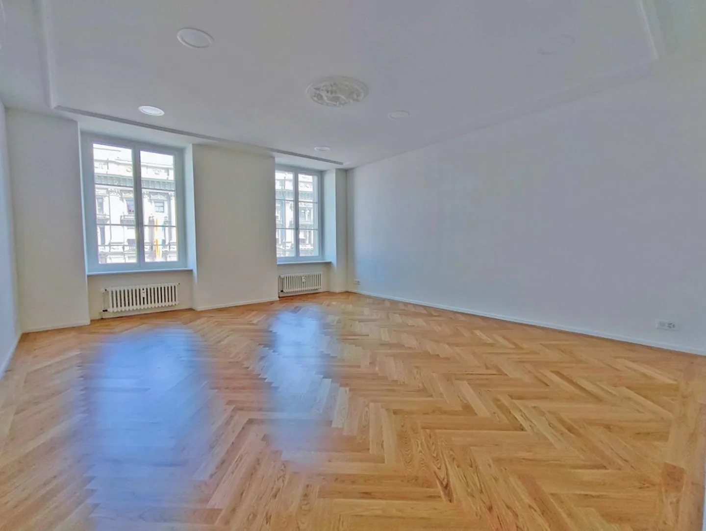 Représentatif - Exclusif - Central -- Travailler au Paradeplatz - Photo 2 sur 8