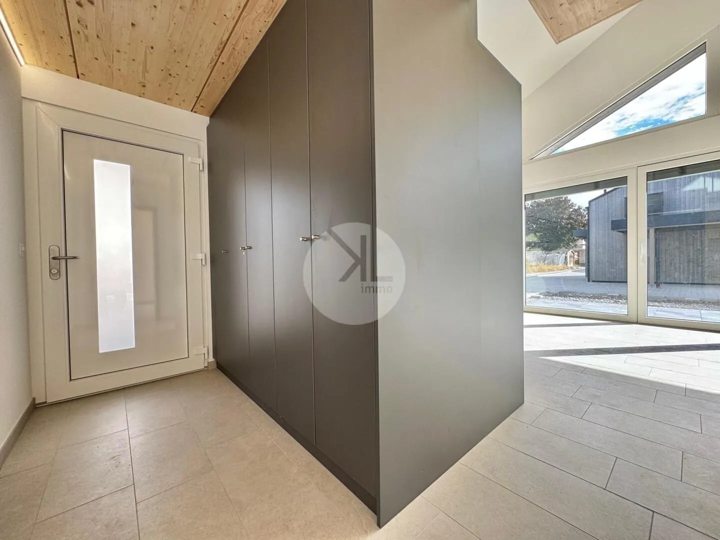 3.5 Room Apartment - Photo 7 of 8