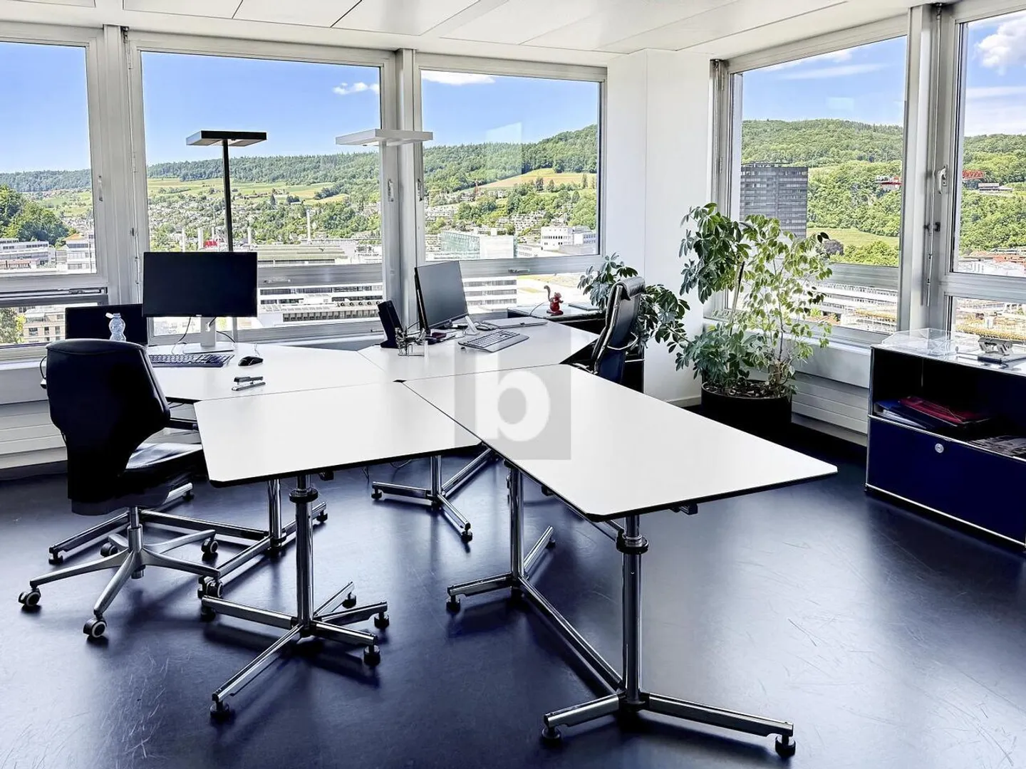 Bureau à louer - Photo 1 sur 5