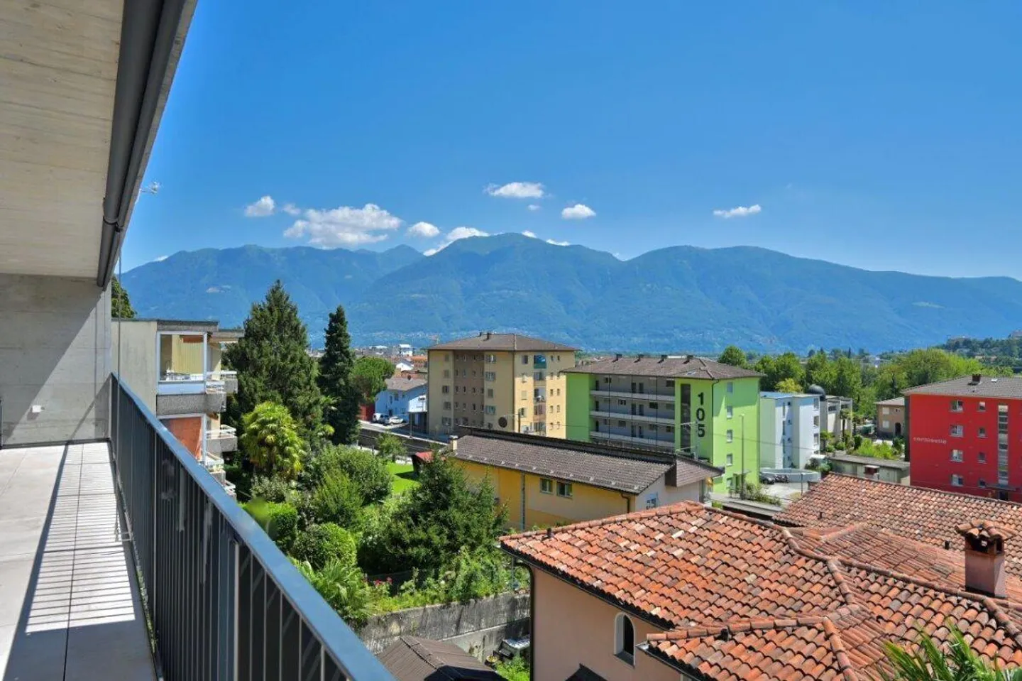 Penthouse mit Dachterrasse - Foto 3 von 12