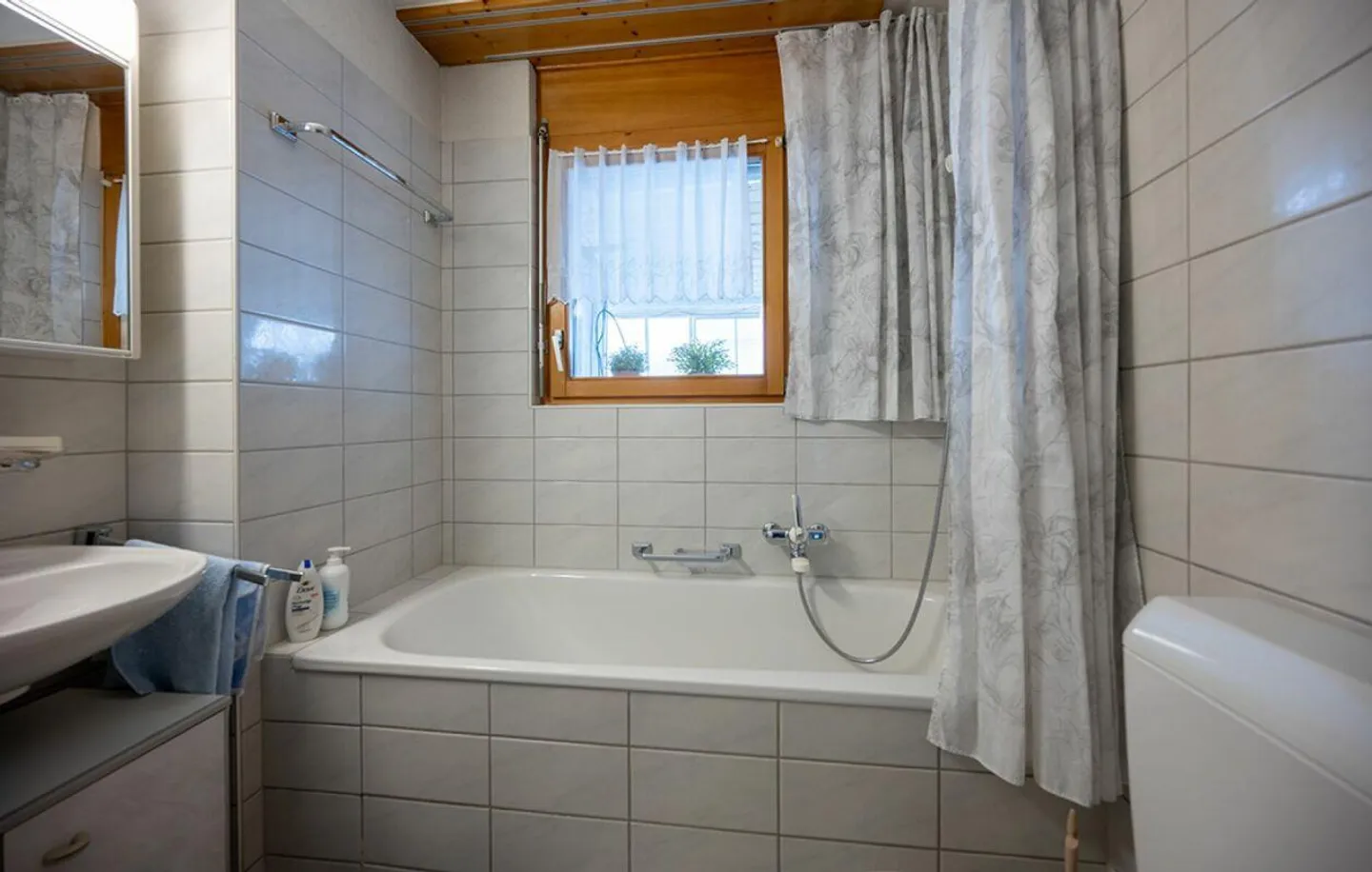 Appartamento 5.5 stanze con balcone e grande terrazza - Foto 12 di 14