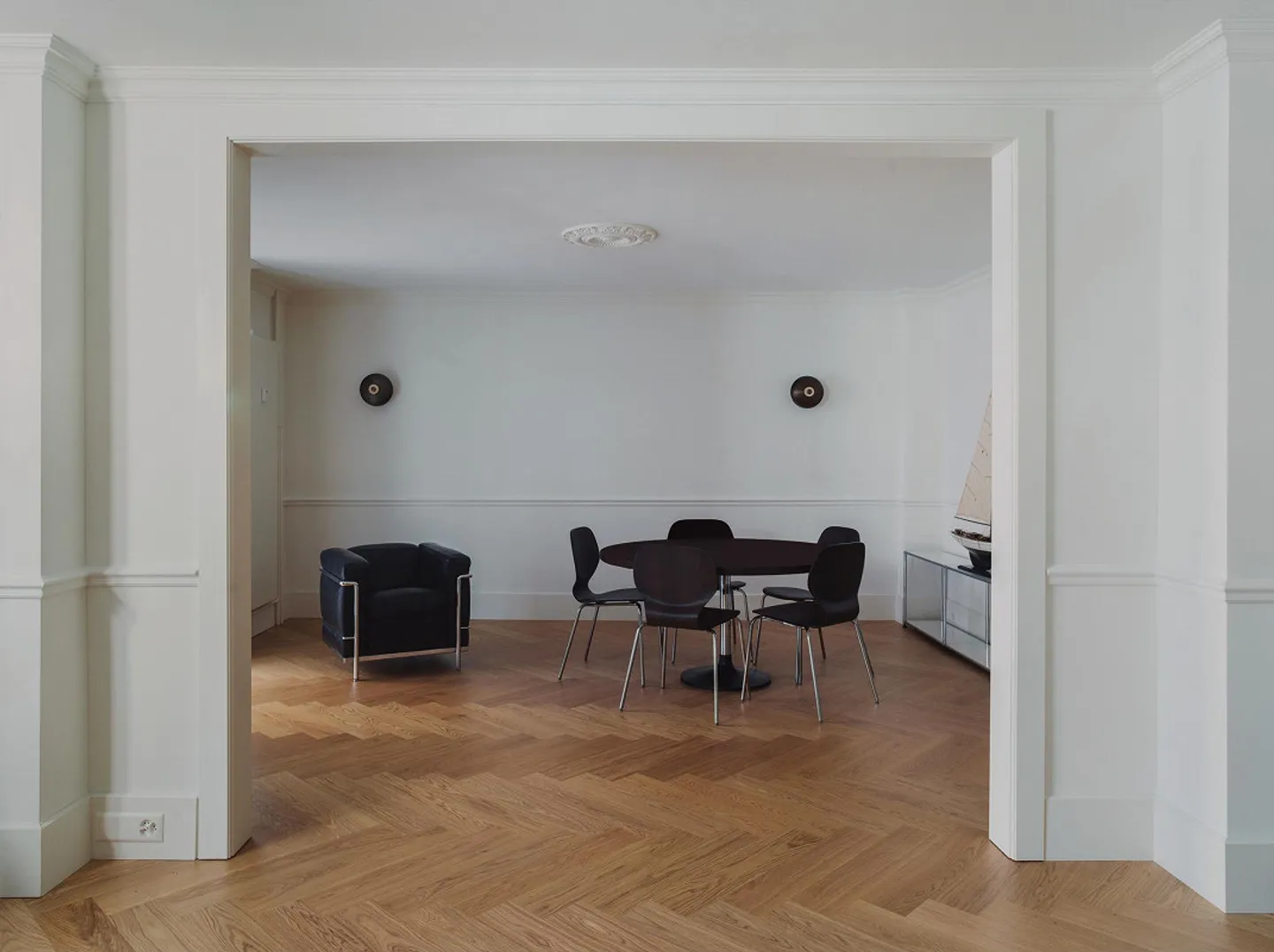 MAISON LENTO - Central City Apartment with Character - Photo 2 of 9