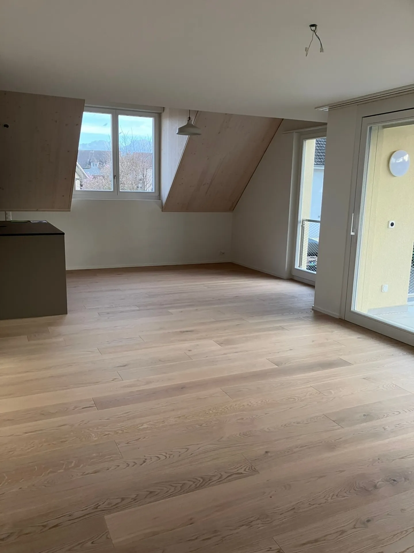 «Moderne 5.5-Zimmer Maisonette-Wohnung mit Balkon in Muri» - Foto 1 von 13