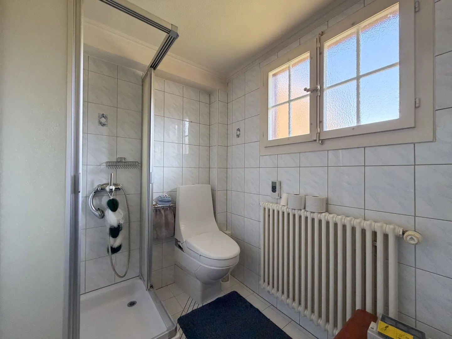 Chalet affascinante con grande potenziale su un ampio lotto - Foto 7 di 15