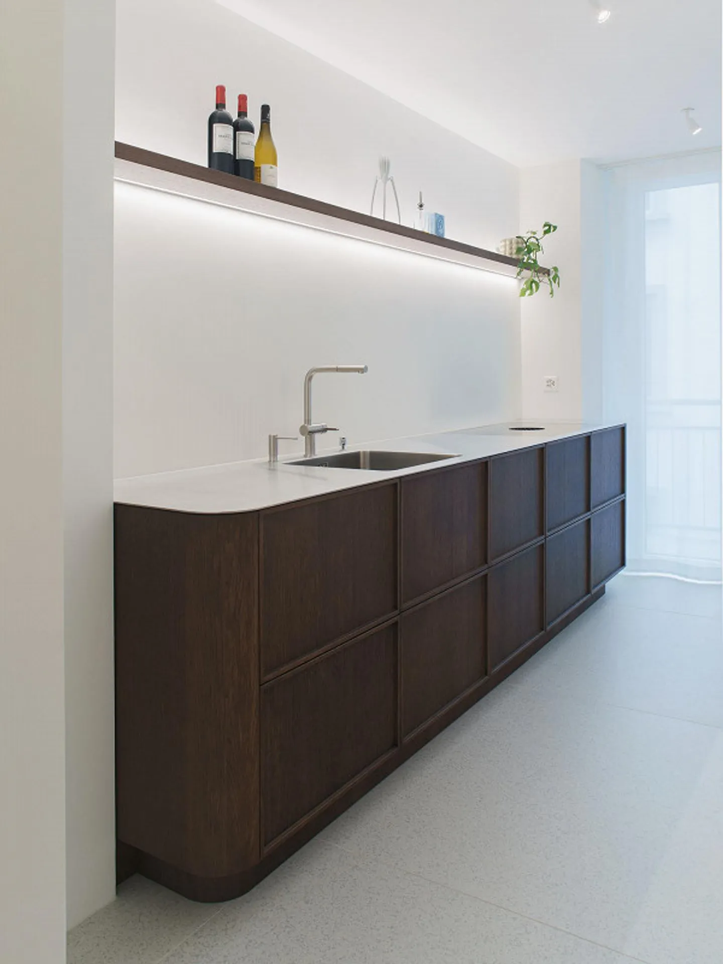 MAISON LENTO - Central City Apartment with Character - Photo 8 of 9