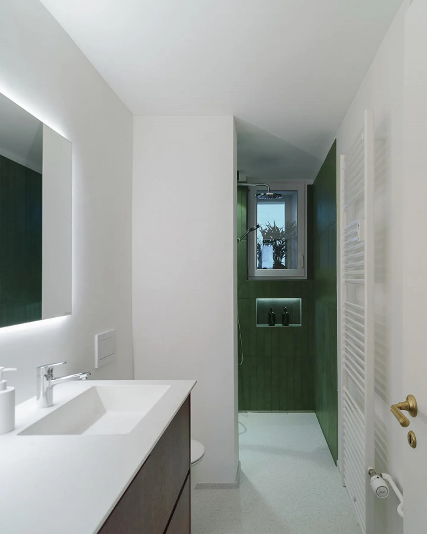 MAISON LENTO - Central City Apartment with Character - Photo 9 of 9