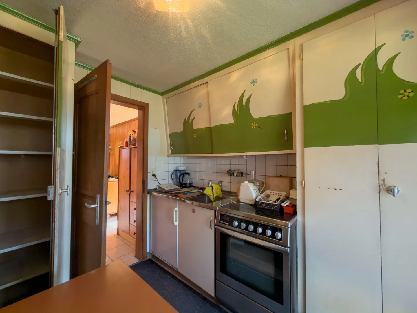 Chalet affascinante con grande potenziale su un ampio lotto - Foto 5 di 15