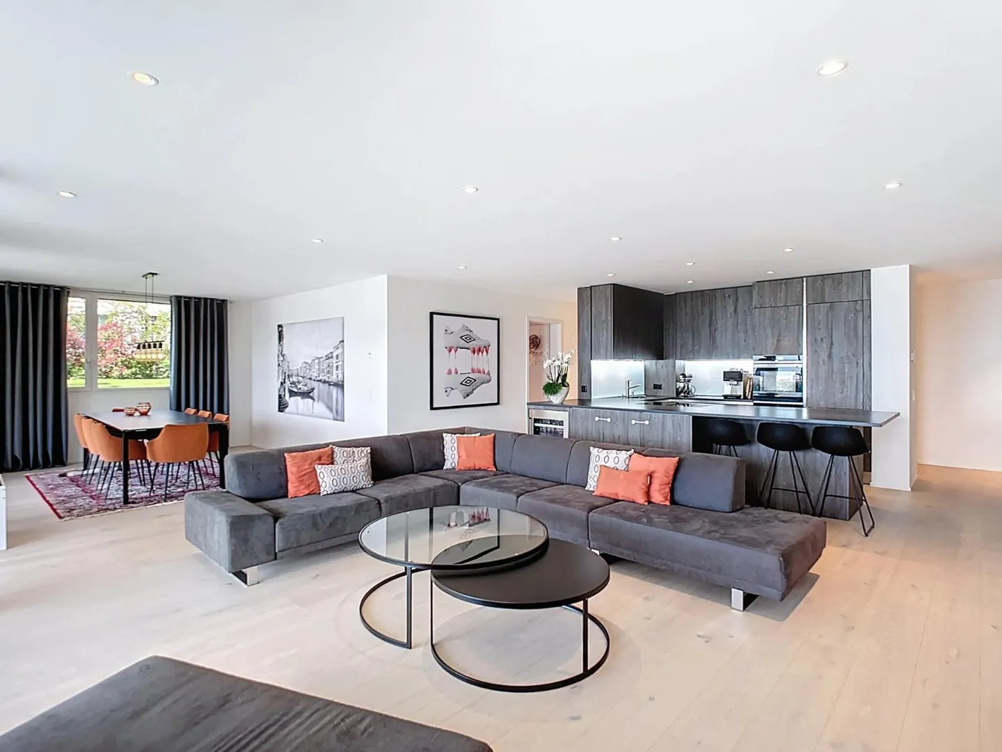 4,5 Zimmer sonnige Wohnung mit Garten und Aussicht - Foto 2 von 11