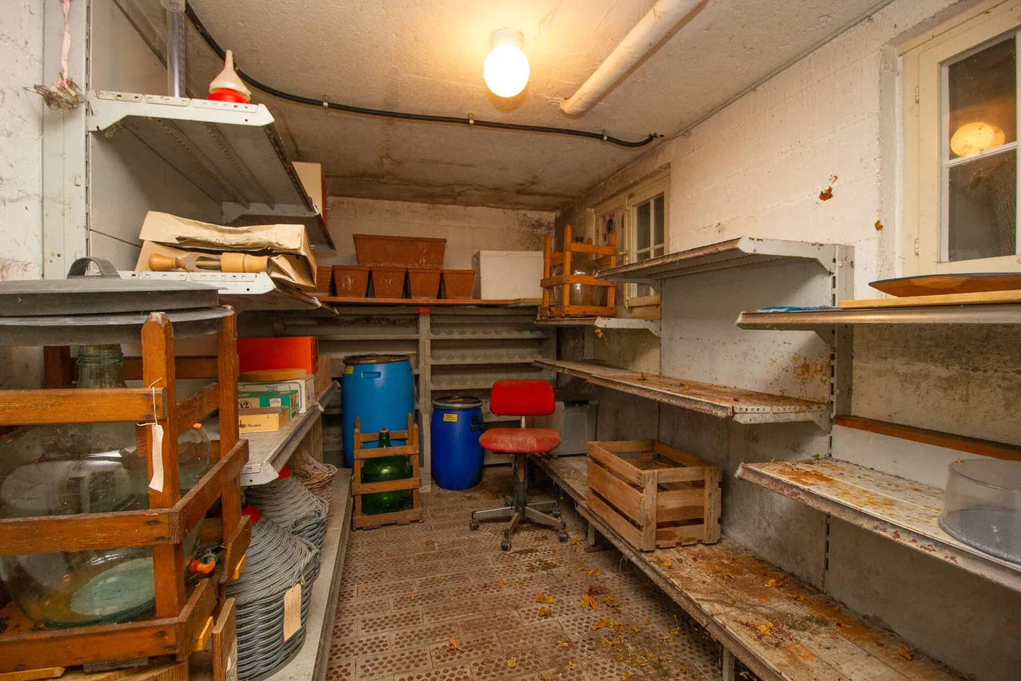 Chalet affascinante con grande potenziale su un ampio lotto - Foto 12 di 15