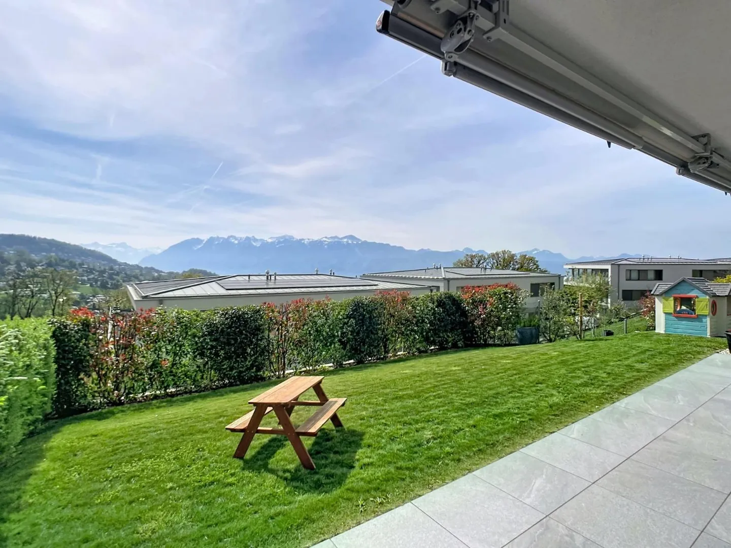 4,5 Zimmer sonnige Wohnung mit Garten und Aussicht - Foto 11 von 11