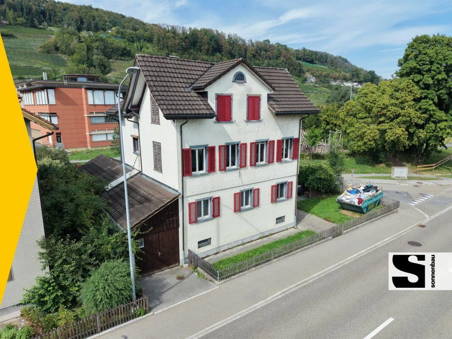 Ex Casa di Ricamo con Molto Potenziale e Carattere - Foto 1 di 20