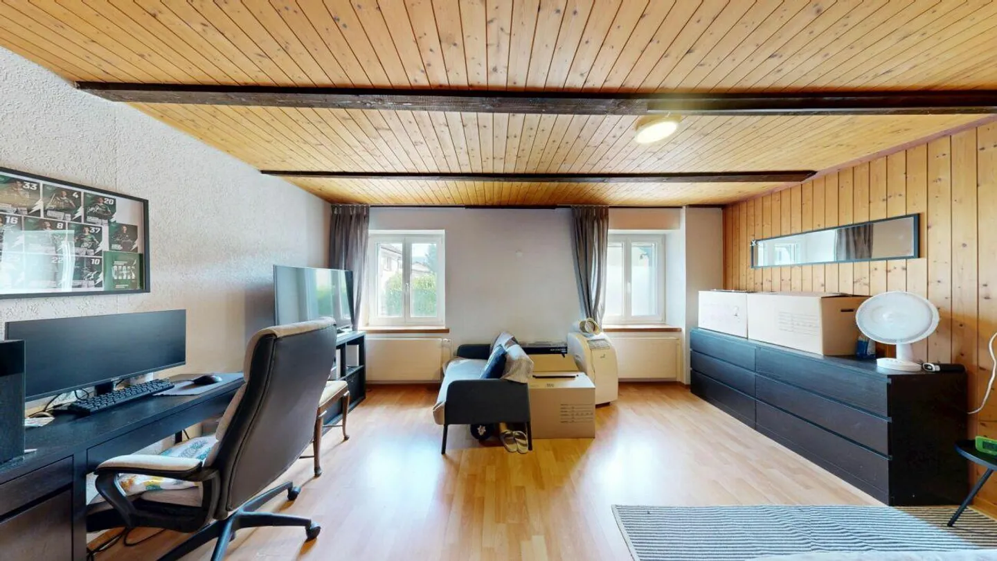 Ex Casa di Ricamo con Molto Potenziale e Carattere - Foto 6 di 20