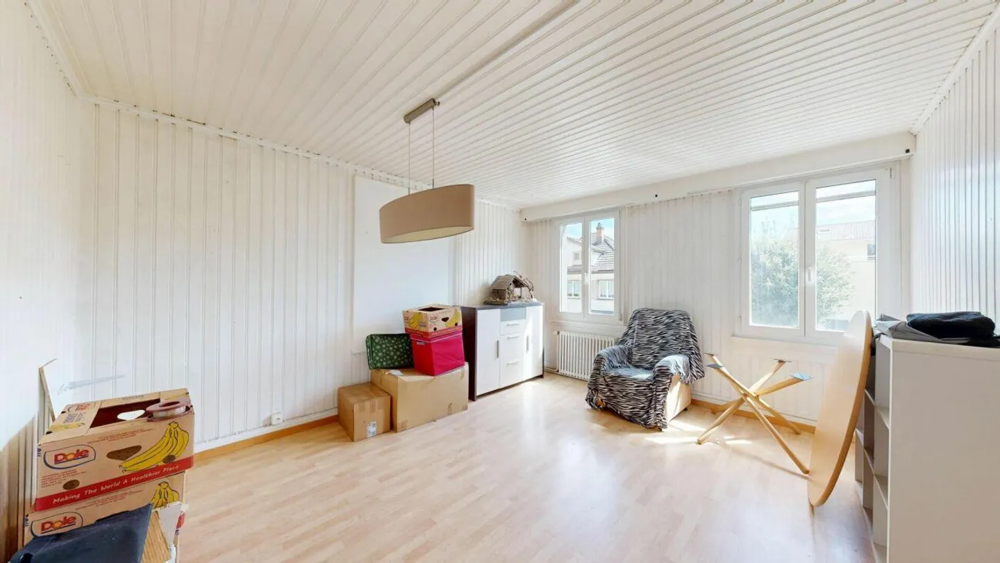 Ex Casa di Ricamo con Molto Potenziale e Carattere - Foto 12 di 20