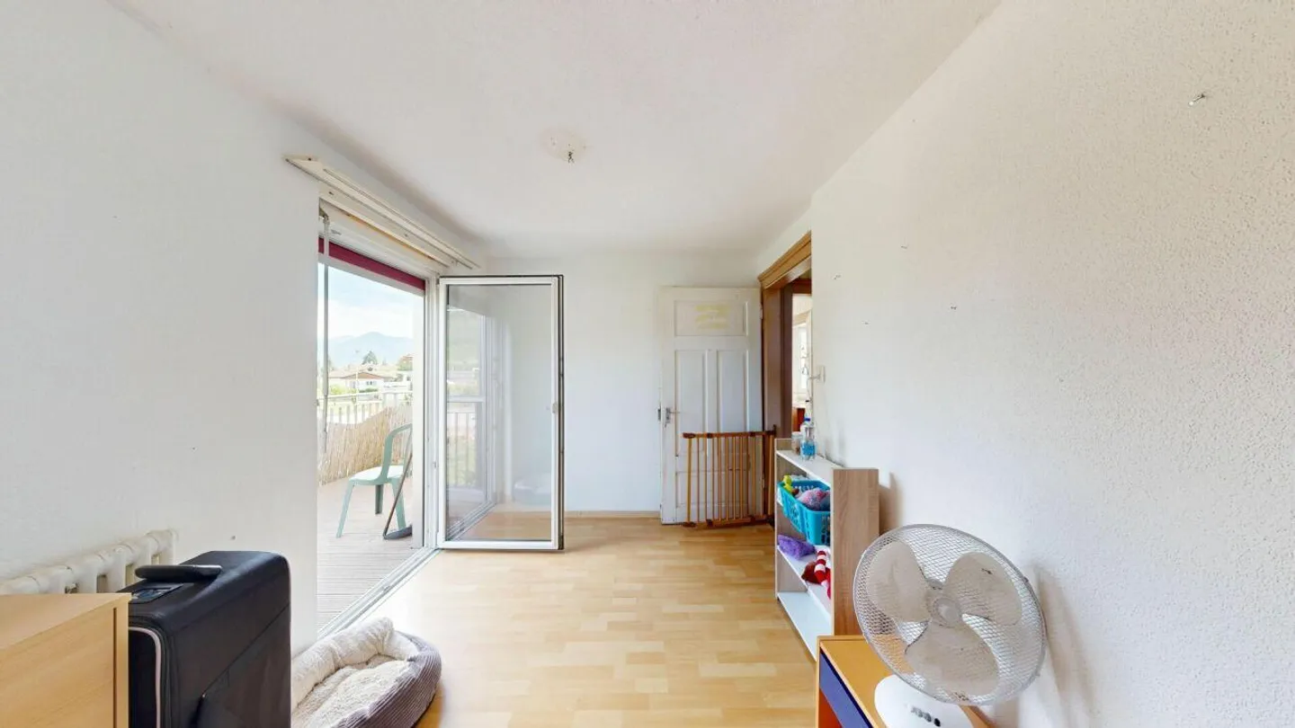 Ex Casa di Ricamo con Molto Potenziale e Carattere - Foto 13 di 20