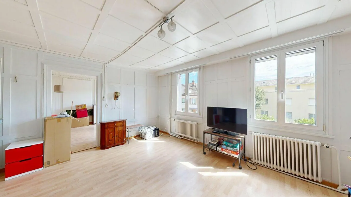 Ex Casa di Ricamo con Molto Potenziale e Carattere - Foto 11 di 20