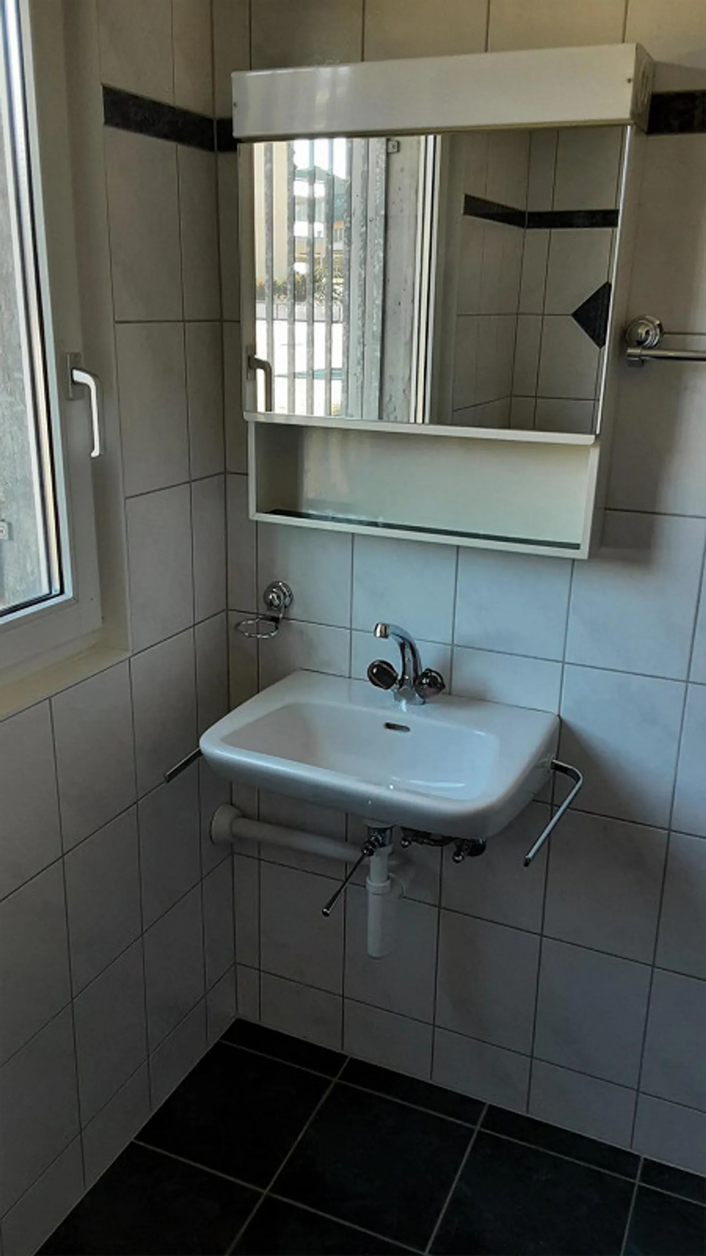 Practice or Office - Photo 4 of 5