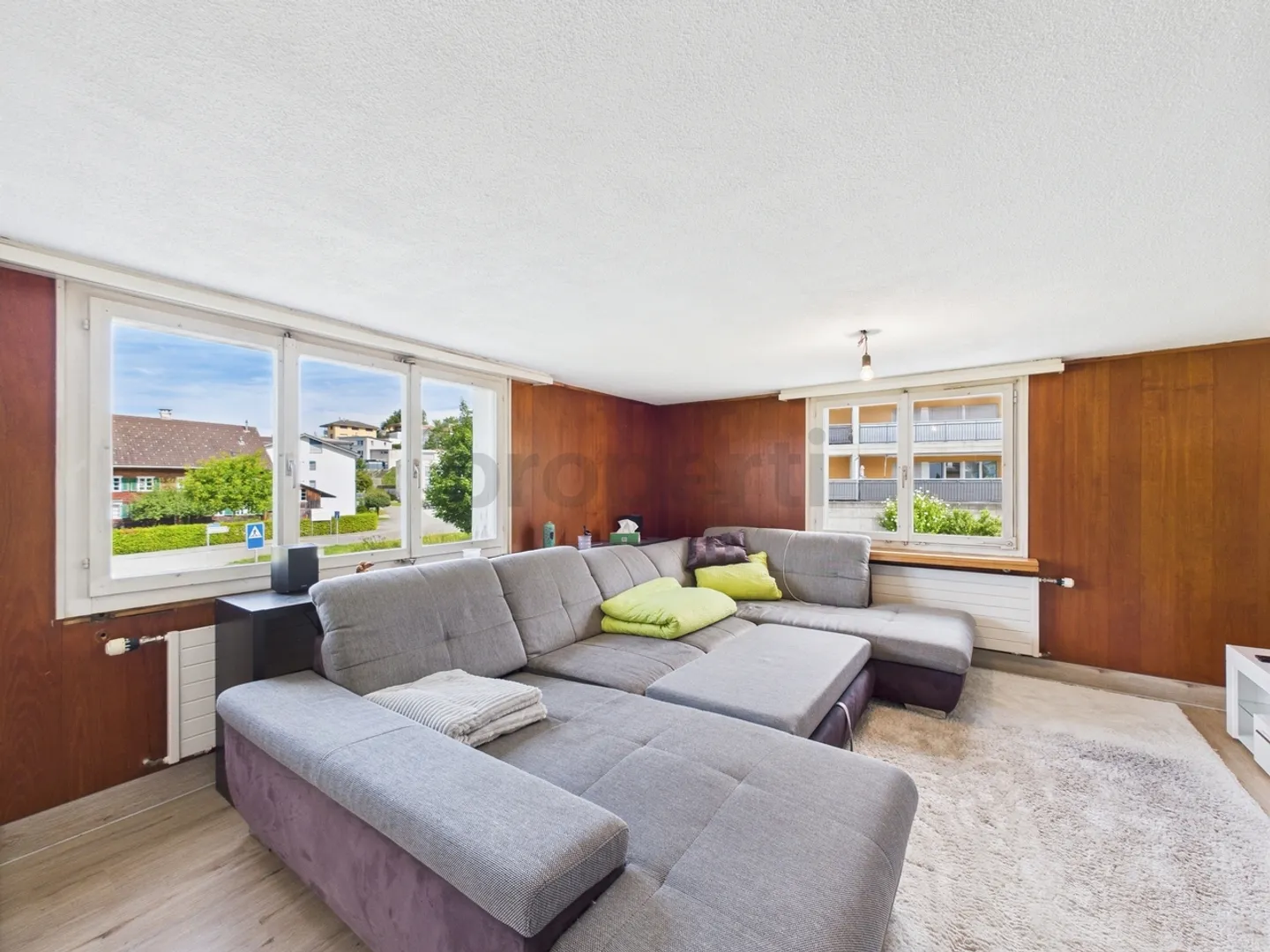 Charming 5-room maisonette with modern amenities in Kaltbrunn - Photo 1 of 10