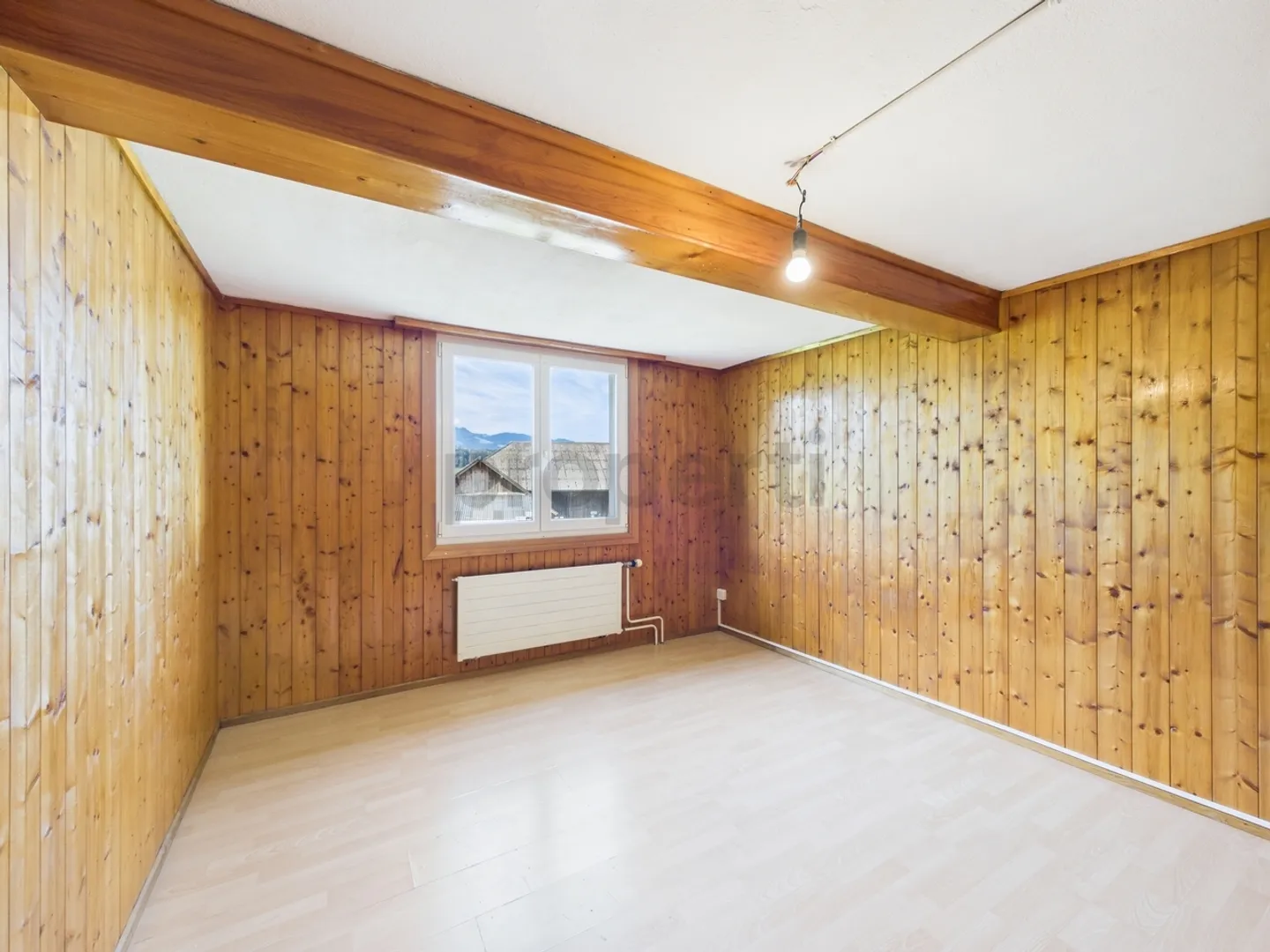 Charming 5-room maisonette with modern amenities in Kaltbrunn - Photo 5 of 10