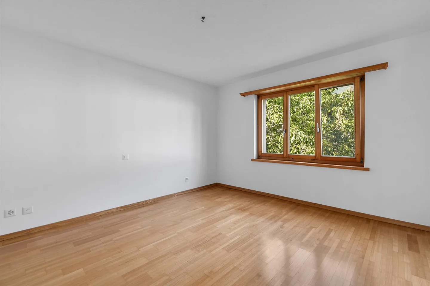 1 Monat gratis – Moderne Top-Mietwohnung in Maienfeld zu vermieten - Foto 15 von 21