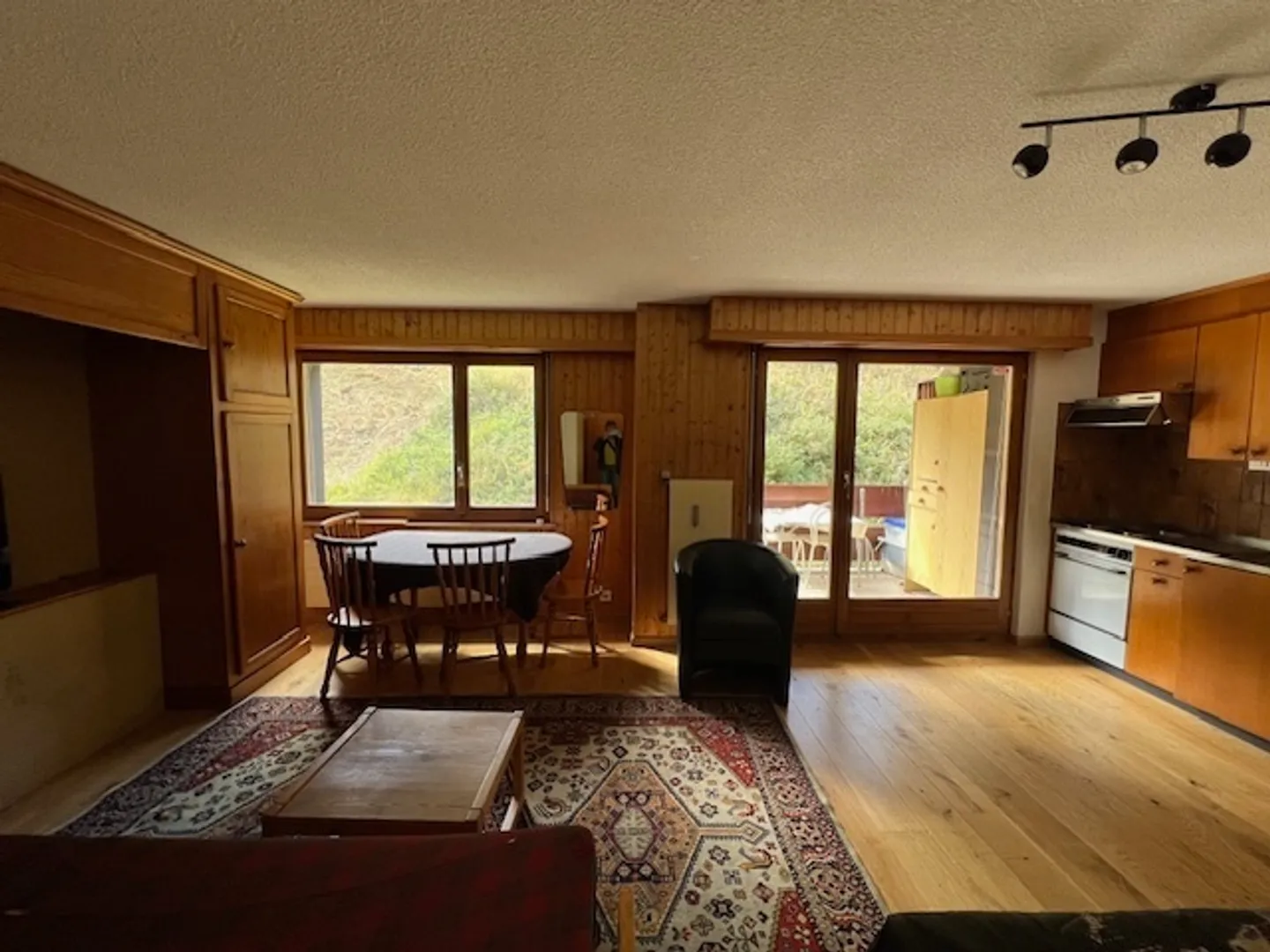Studio à vendre - Photo 2 sur 9