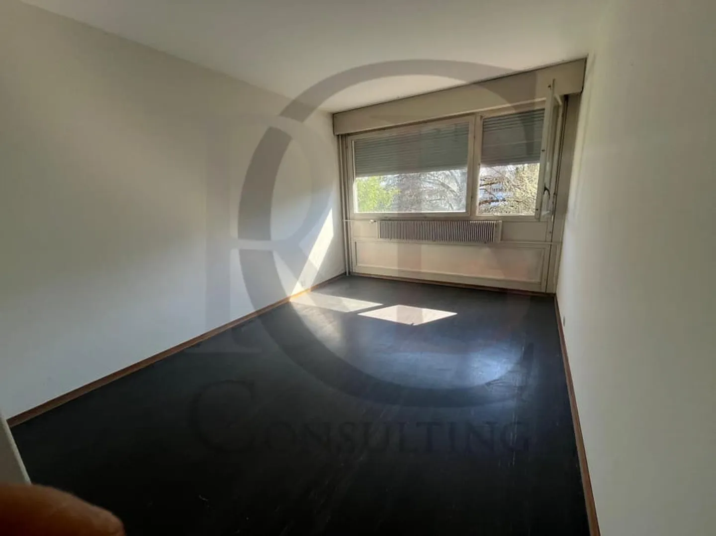 3.5 Pièces à Rénover a 2 pas de la gare de Nyon - Photo 1 sur 3