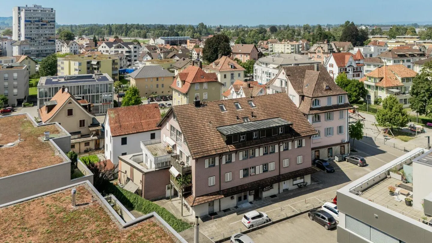 In a prime location: Multi-family house with approved expansion potential - Photo 2 of 15