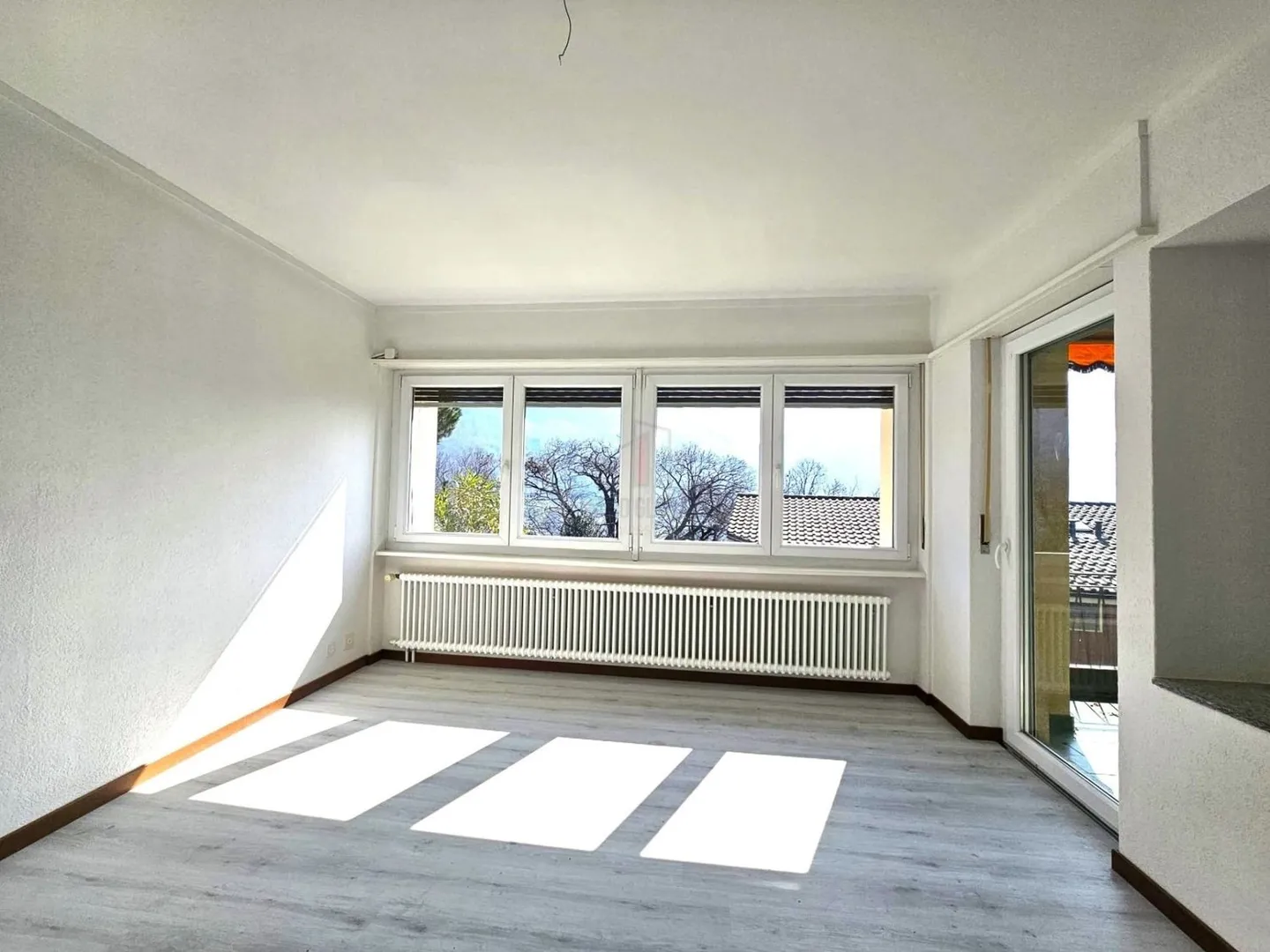 Renovierte Wohnung mit Terrasse - Foto 4 von 10