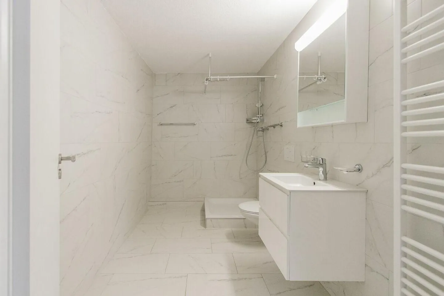 In a prime location: Multi-family house with approved expansion potential - Photo 8 of 15