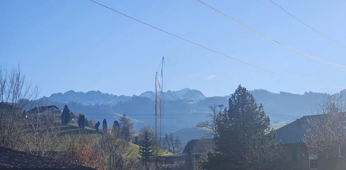 Appartement lumineux, fraîchement peint avec balcon ensoleillé ... - Photo 2 sur 13