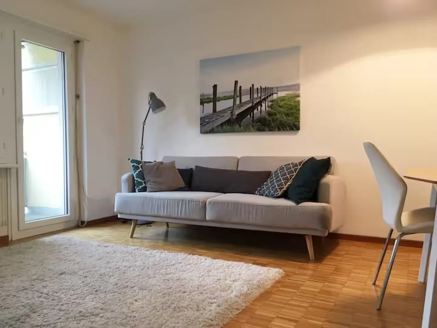 Affordable apartment with balcony in a perfect location in St. Gallen - Photo 4 of 9