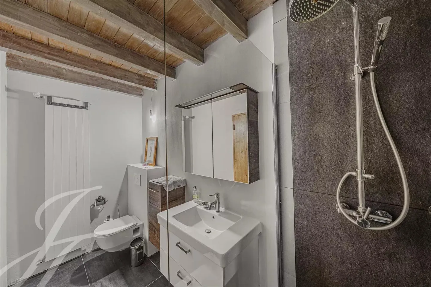Appartamento completamente ristrutturato e affascinante - Foto 7 di 7
