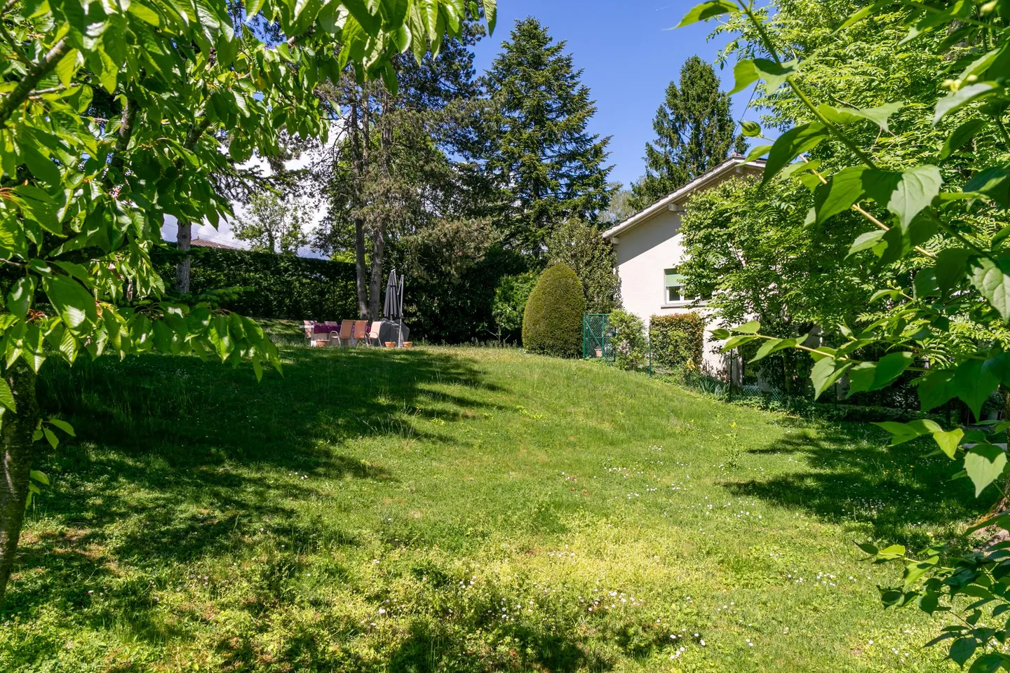 Elegant Detached Villa in Nature - Photo 3 of 12