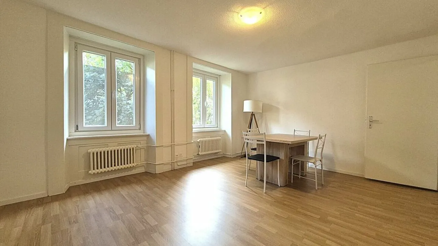 3.5 Room Apartment - Photo 2 of 7