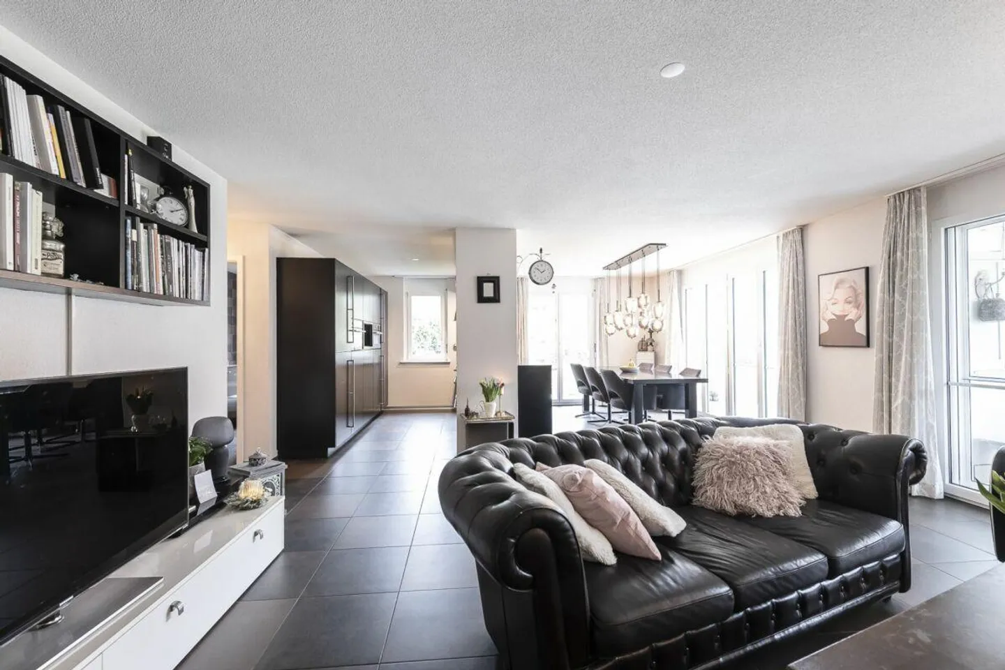 Condominio di 5.5 stanze - Foto 2 di 30