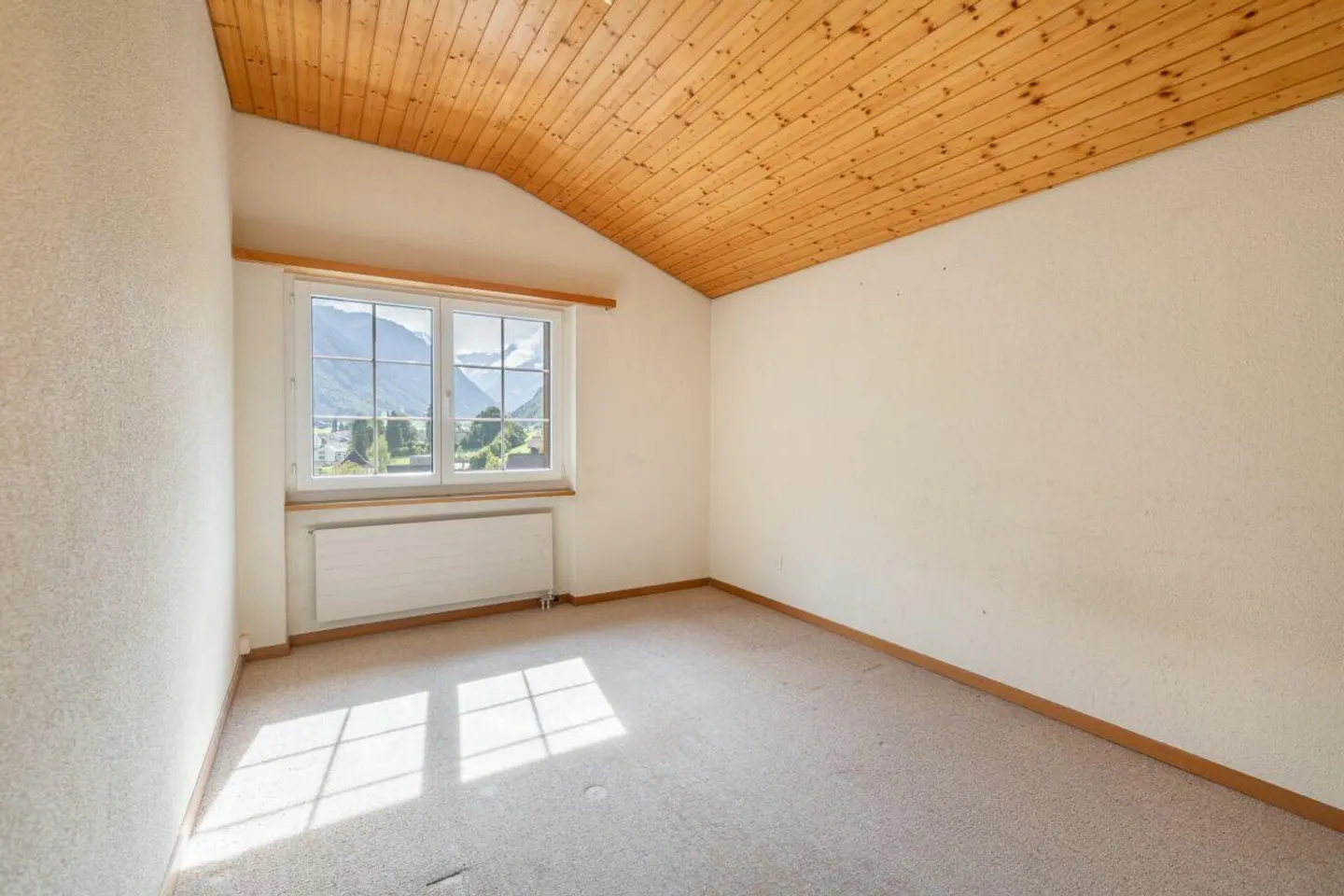 Sonniges Einfamilienhaus mit Blick - Foto 7 von 13