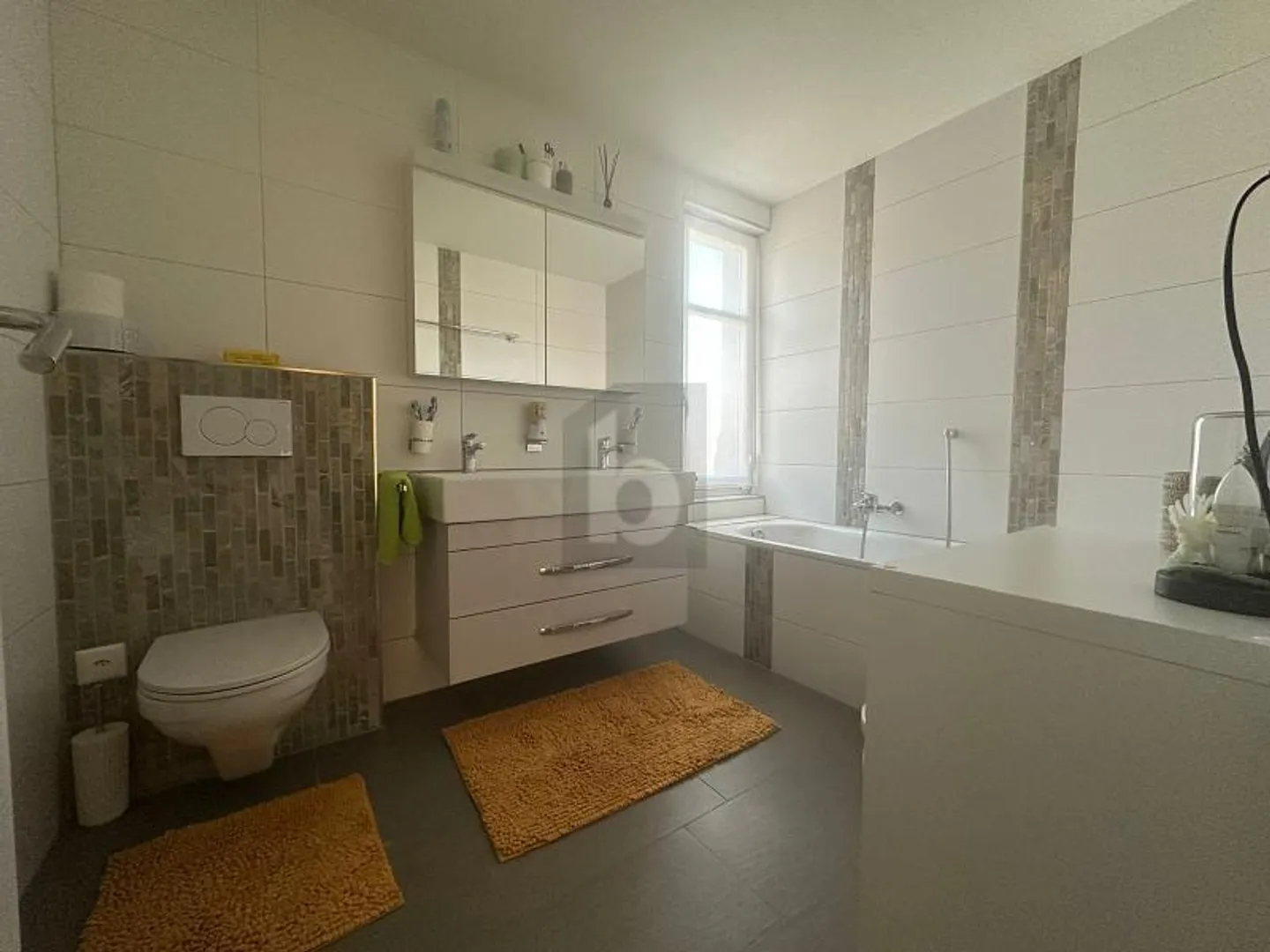 Zentrale und helle 5-Zimmer-Wohnung - Foto 4 von 6