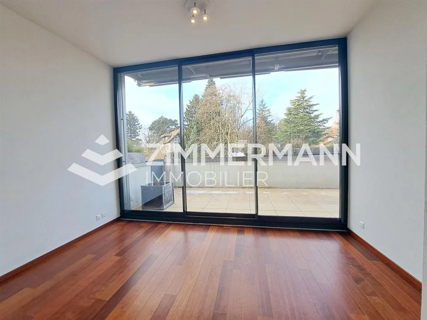 Attic, 4, 124 - Photo 6 of 10