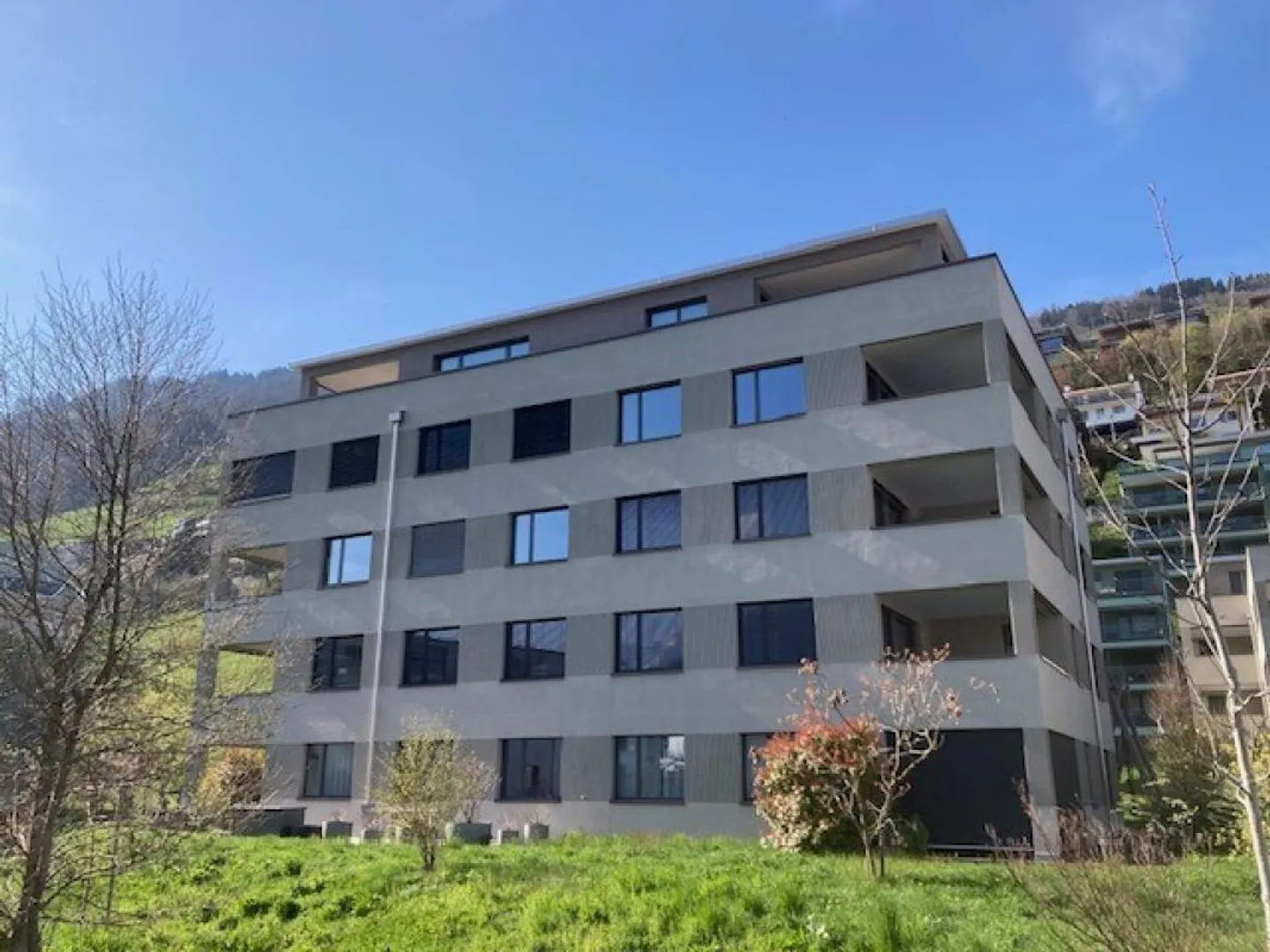 HIRSACHER: Arrive. Breathe. Be at home - Photo 1 of 9