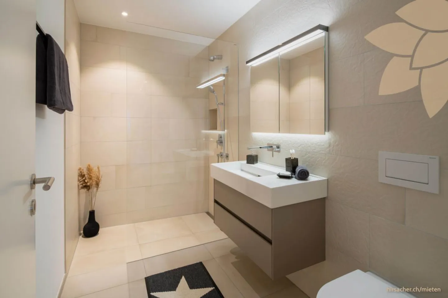 HIRSACHER: Arrive. Breathe. Be at home - Photo 7 of 9