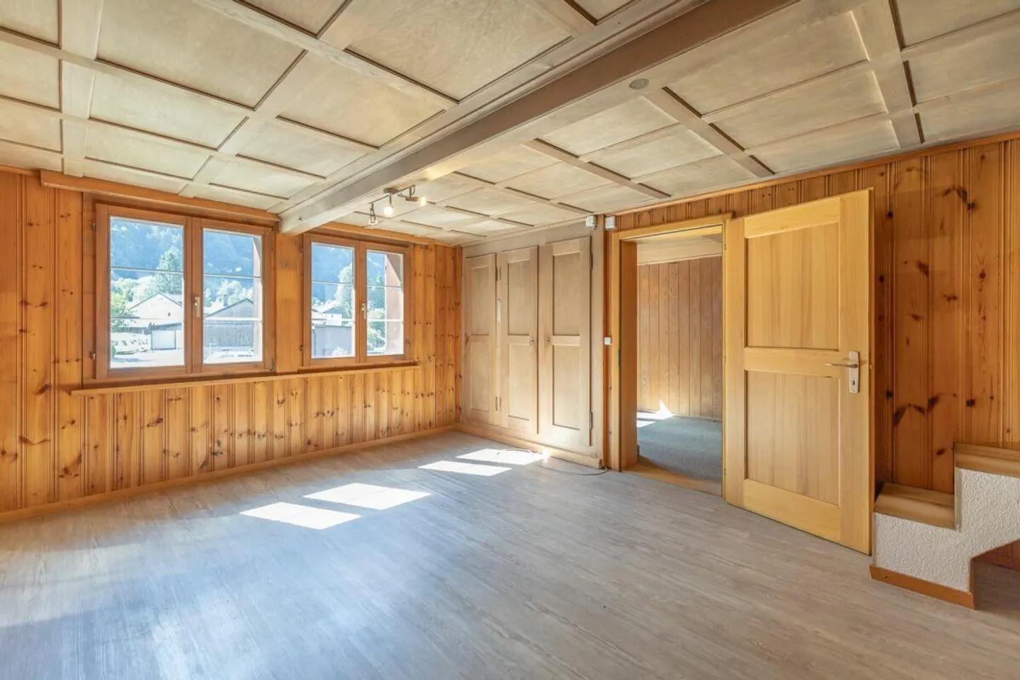 Doppeleinfamilienhaus mit Potenzial - Foto 5 von 12