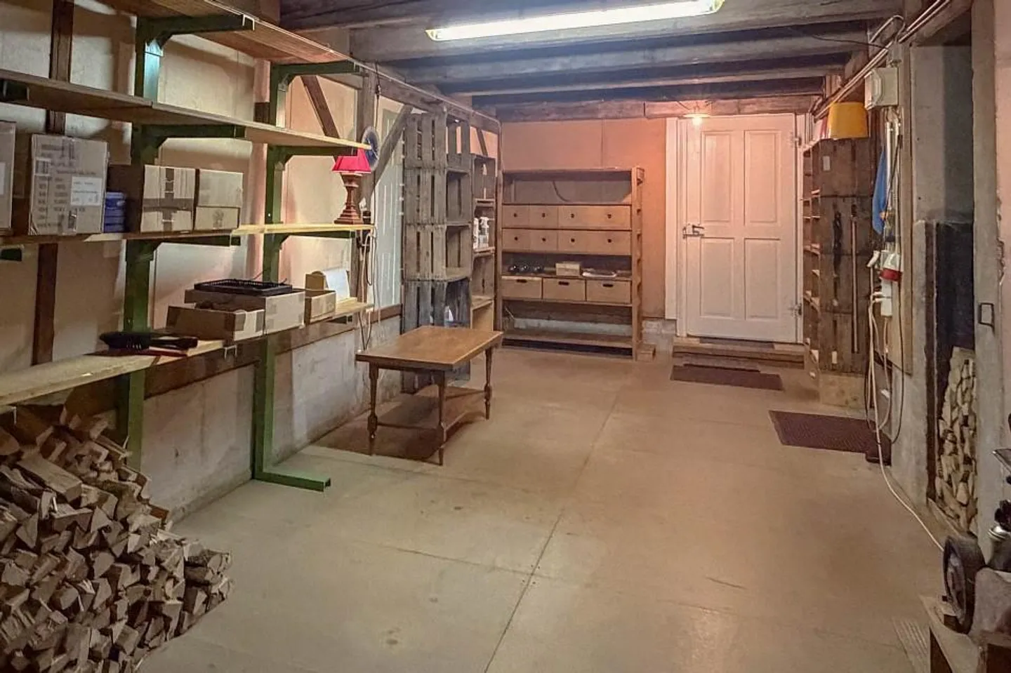 Gepflegtes Bauernhaus aus alten Zeiten - Foto 11 von 13