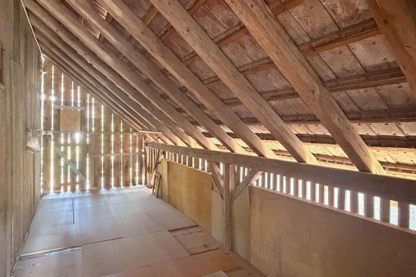 Gepflegtes Bauernhaus aus alten Zeiten - Foto 12 von 13