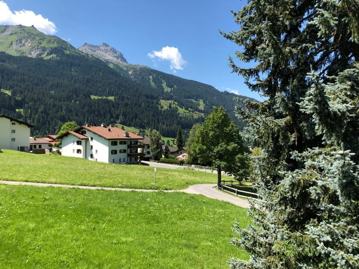 Heimelige, helle, möbilierte 2.5 Zimmer-Wohnung - Foto 24 von 24