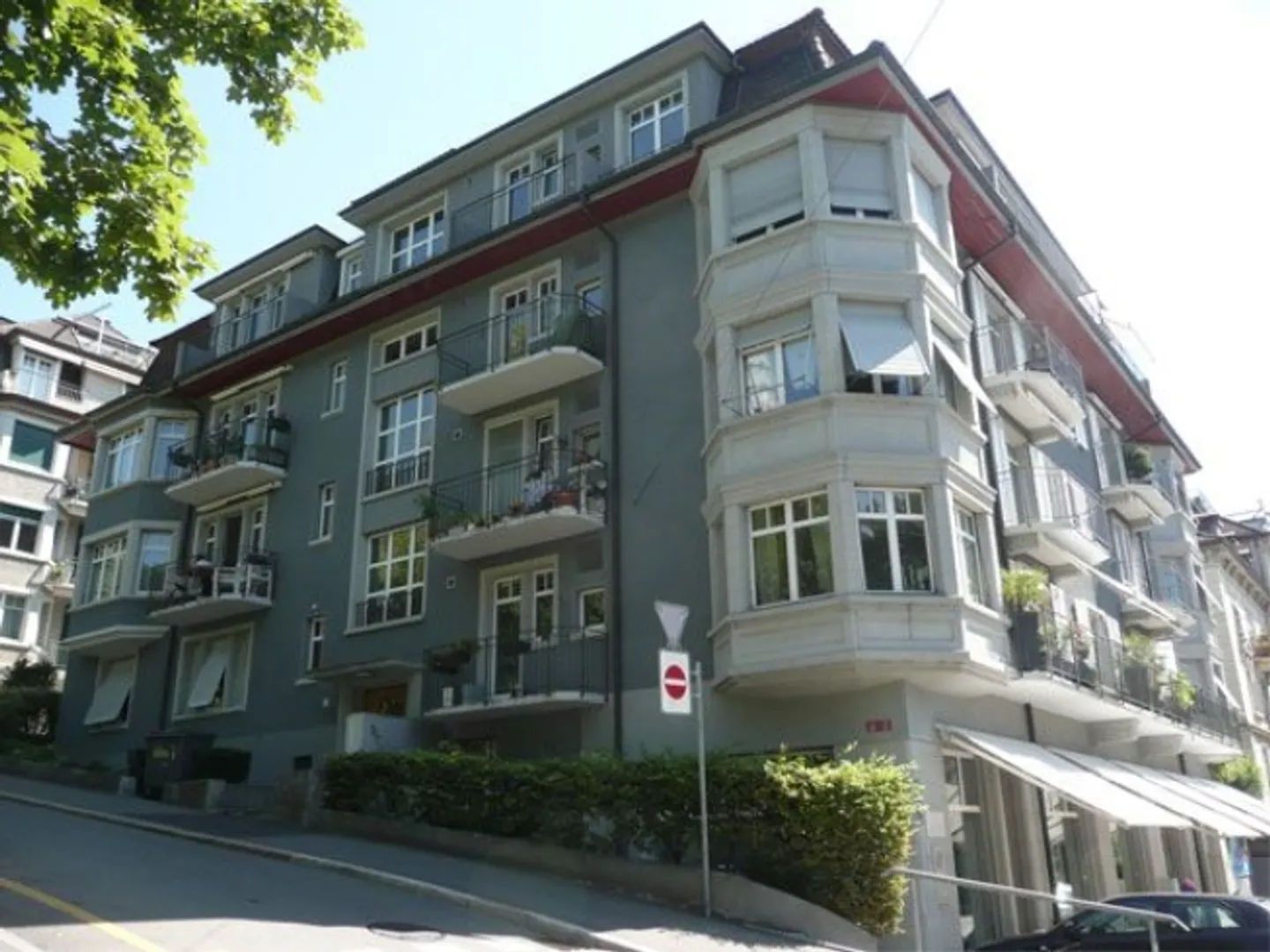 Mischgenutztes Gebäude mieten - Foto 1 von 2