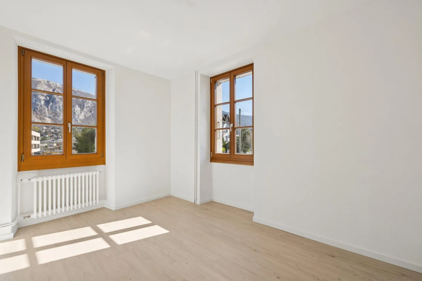 Renovated Apartment with View - Photo 9 of 9