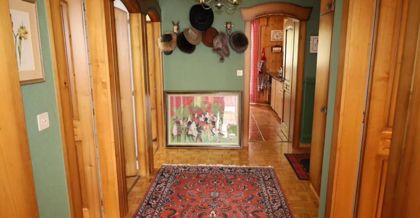 Magnificent 4.5-room apartment in Crans - Photo 4 of 11