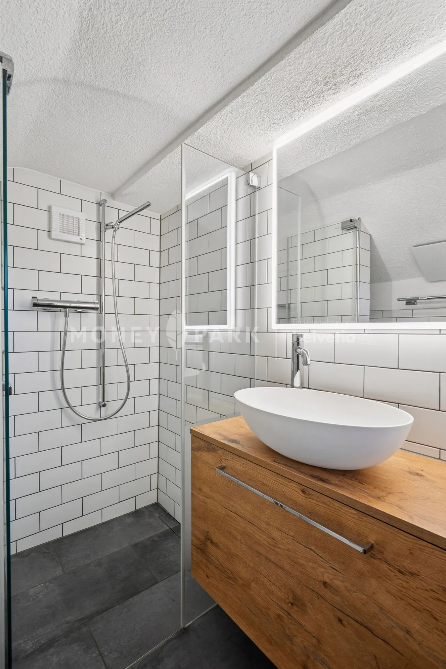 Charming 4.5-room apartment in a central location - Photo 9 of 15