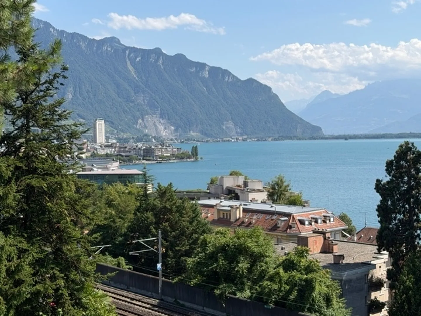 Superbe Appartement Vue Lac - Photo 1 sur 7