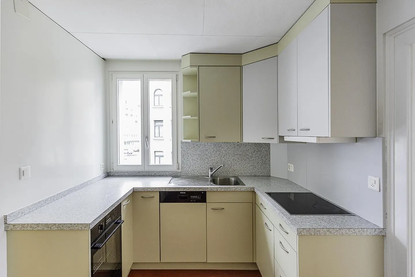Central 4-Room Apartment in St. Gallen - Photo 2 of 4