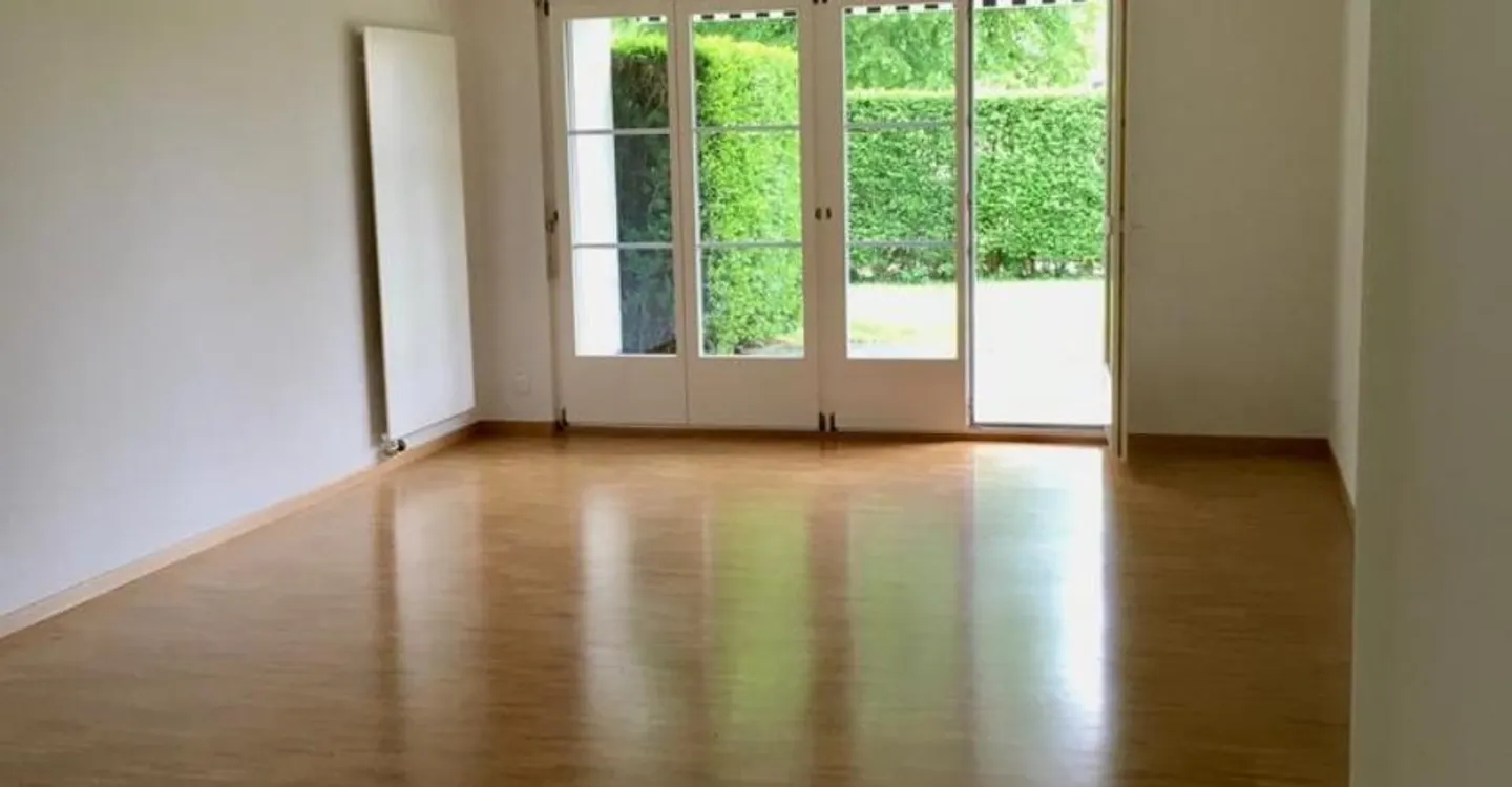 Modern 3 1/2-room apartment with 2 bathrooms and seating area - Photo 6 of 10